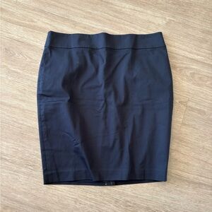 NWT- Ann Taylor Classic Navy Pencil Skirt